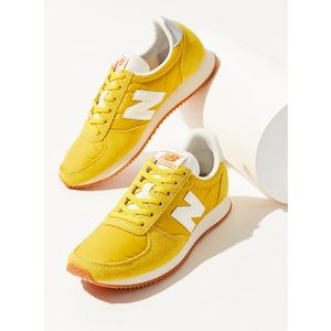 New Balance 220 Sneaker